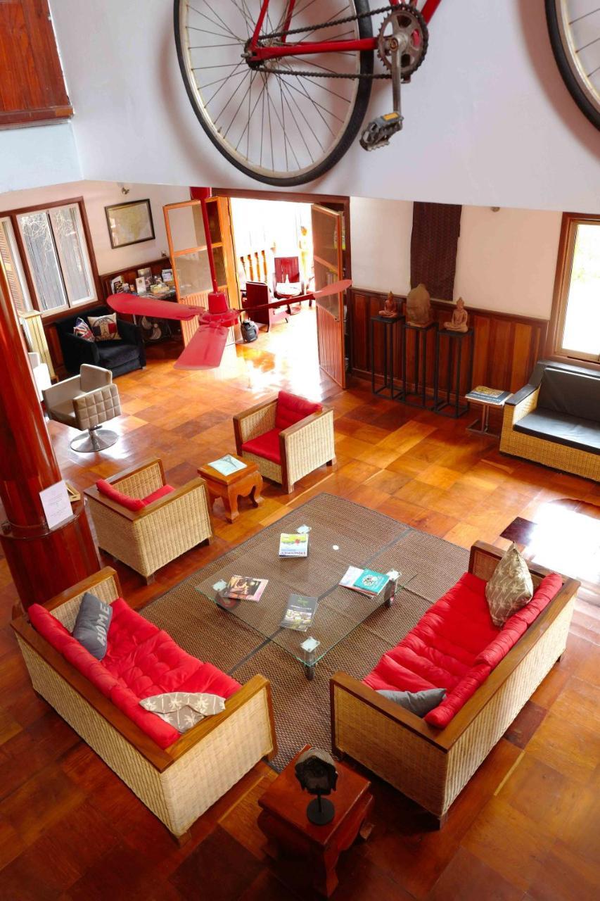 Villa B.Maison D'Hotes Angkor Сіємреап Екстер'єр фото